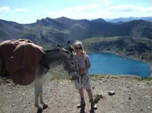 randonnée avec un âne au lac d'allos dans le mercantour avec Itinerance